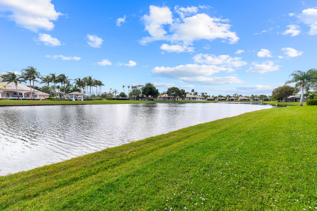 For Sale: $574,900 (3 beds, 2 baths, 1681 Square Feet)