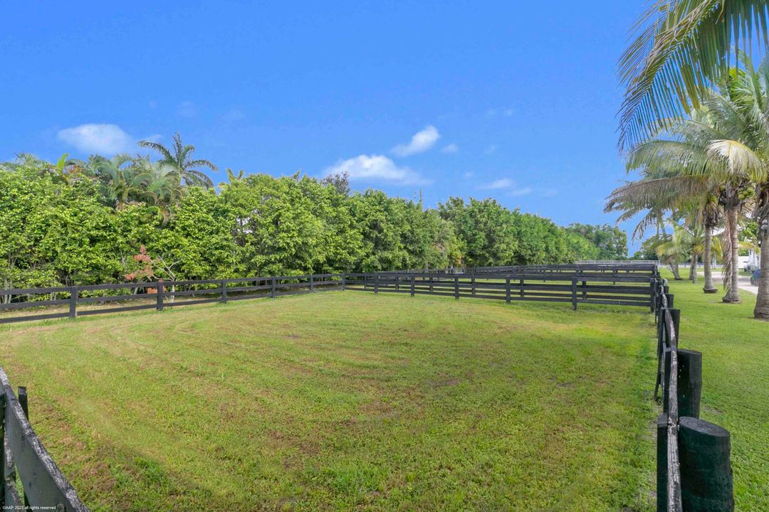 For Sale: $3,400,000 (4 beds, 3 baths, 1998 Square Feet)