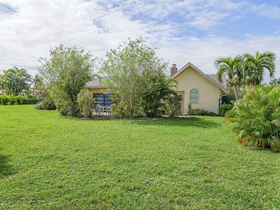 For Sale: $499,000 (3 beds, 2 baths, 2159 Square Feet)