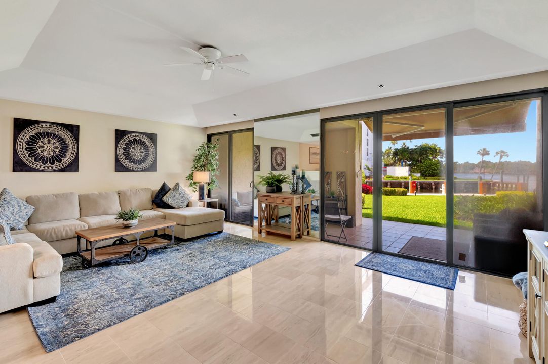 For Sale: $1,495,000 (3 beds, 2 baths, 1899 Square Feet)