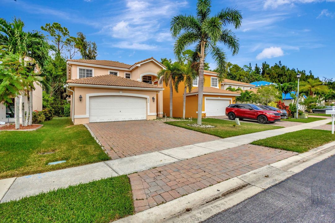 For Sale: $584,000 (3 beds, 2 baths, 2120 Square Feet)