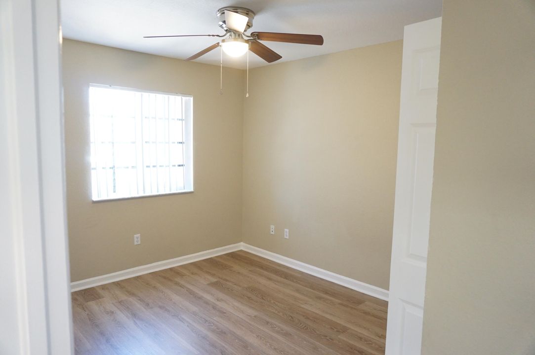 For Rent: $2,300 (3 beds, 2 baths, 1481 Square Feet)