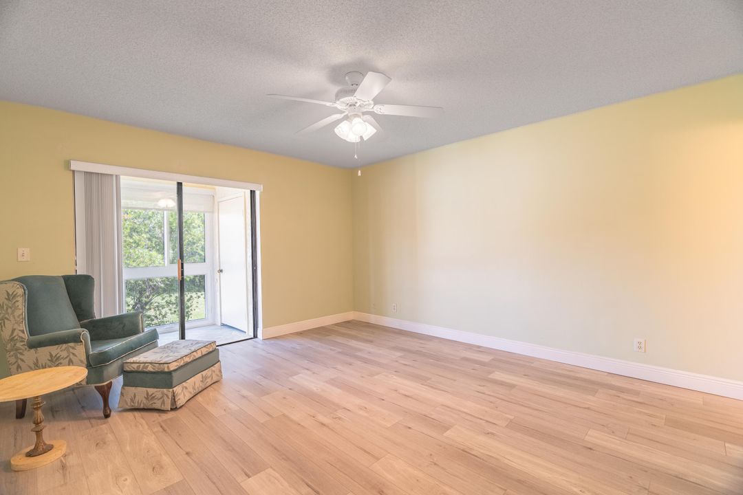 For Sale: $252,300 (2 beds, 2 baths, 1188 Square Feet)