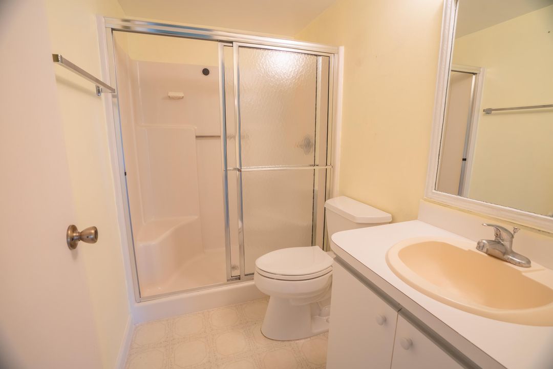 For Sale: $252,300 (2 beds, 2 baths, 1188 Square Feet)