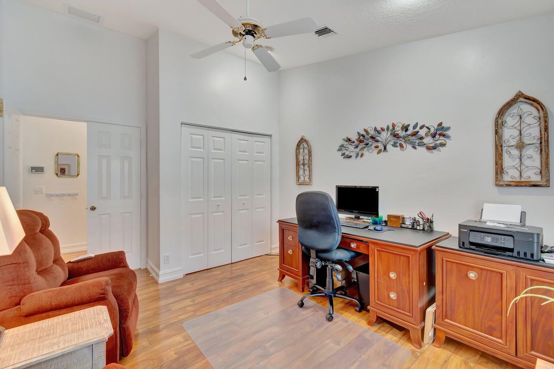 For Sale: $467,500 (3 beds, 2 baths, 1867 Square Feet)