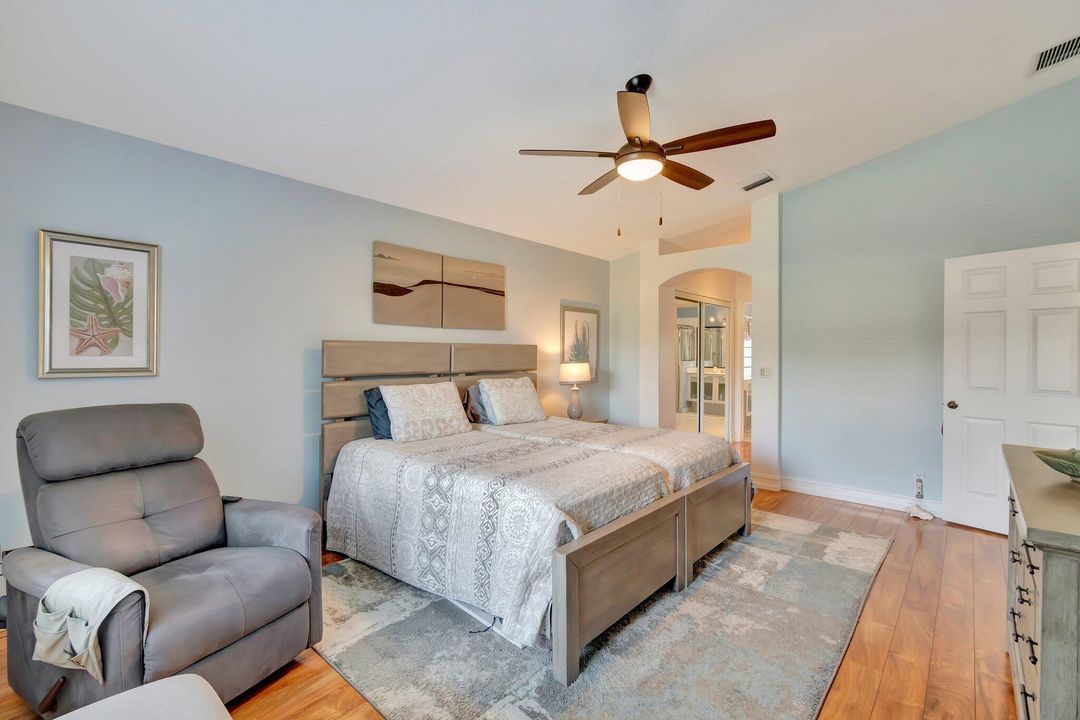 For Sale: $467,500 (3 beds, 2 baths, 1867 Square Feet)