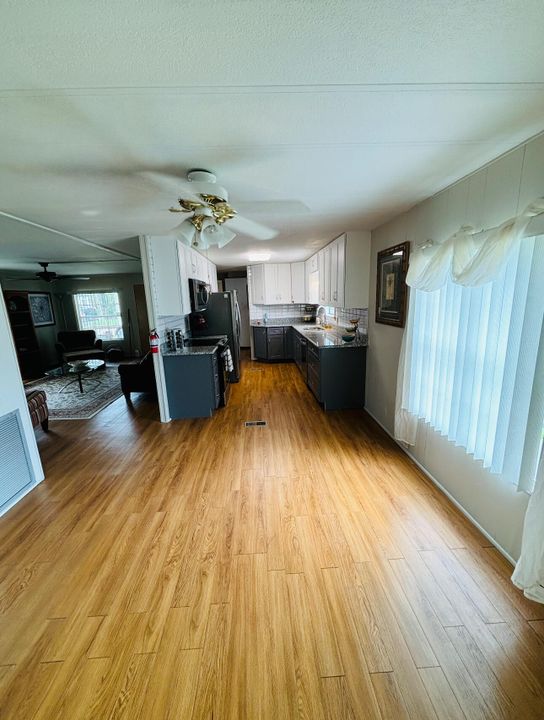 For Sale: $109,000 (2 beds, 2 baths, 1248 Square Feet)