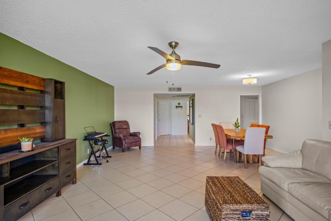 For Sale: $385,000 (3 beds, 2 baths, 1618 Square Feet)