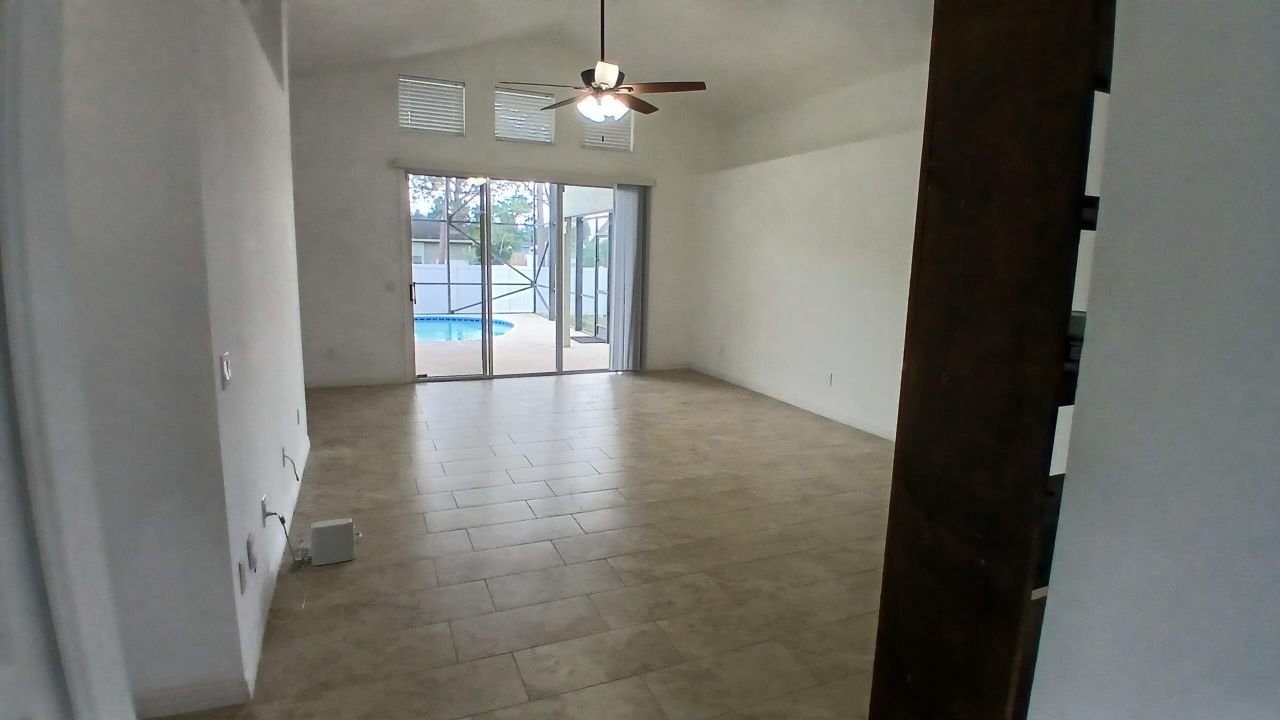 For Rent: $2,800 (3 beds, 2 baths, 1716 Square Feet)