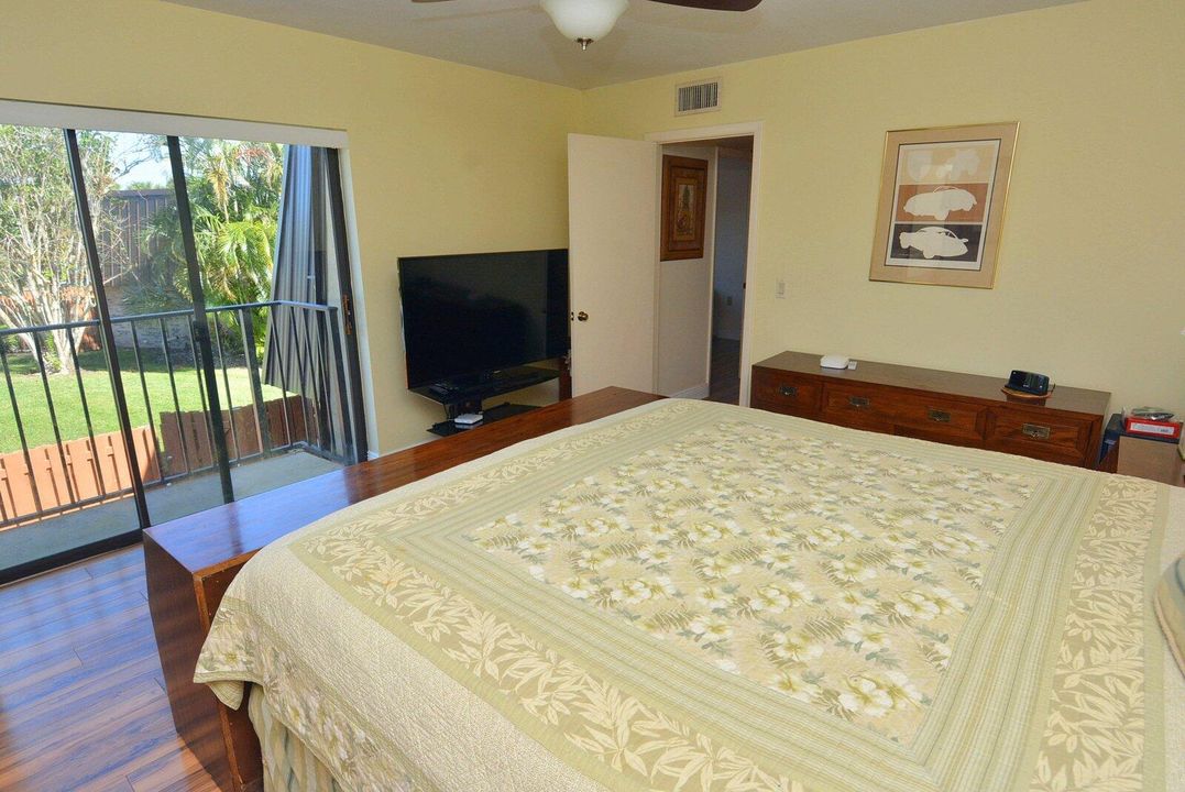 En Venta: $289,000 (2 camas, 2 baños, 1288 Pies cuadrados)