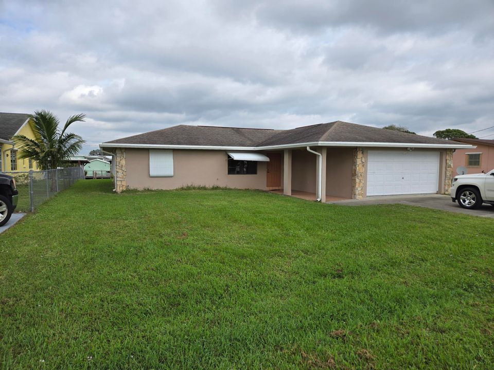 For Sale: $399,000 (3 beds, 2 baths, 1532 Square Feet)