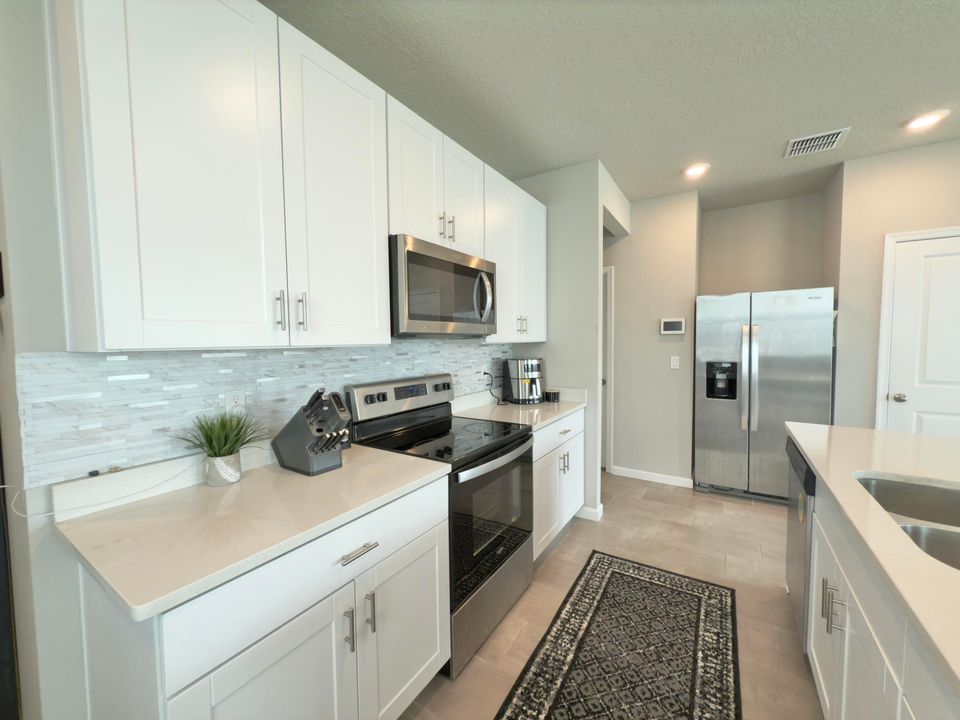 For Sale: $490,000 (3 beds, 2 baths, 1758 Square Feet)