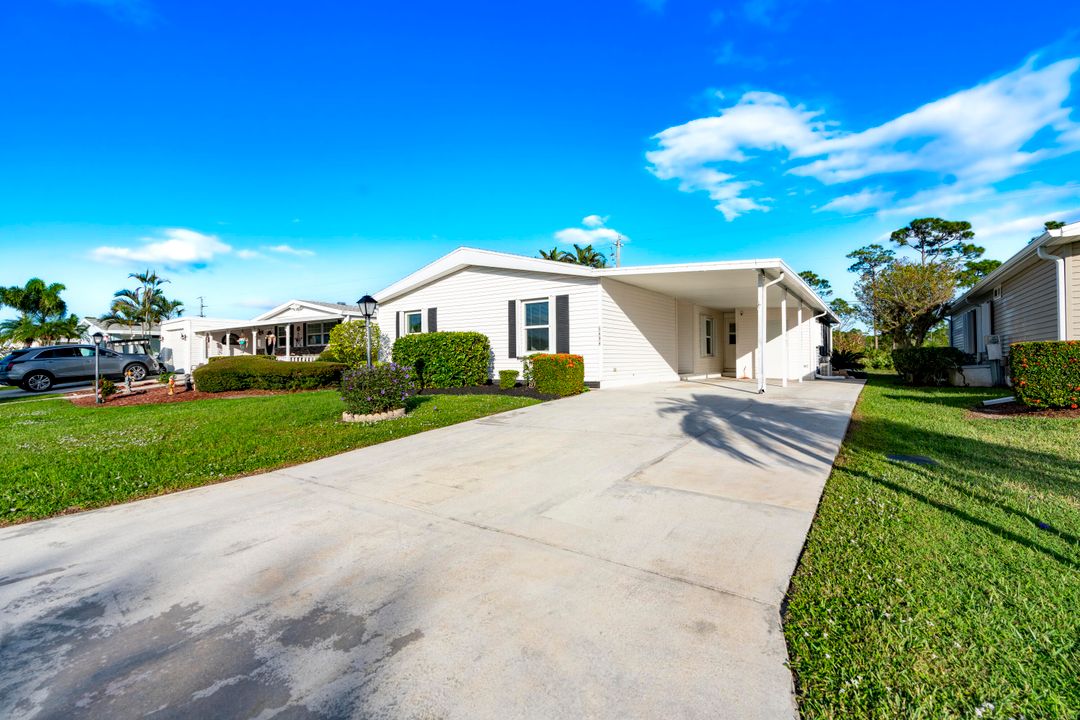 Active With Contract: $260,000 (3 beds, 2 baths, 1599 Square Feet)