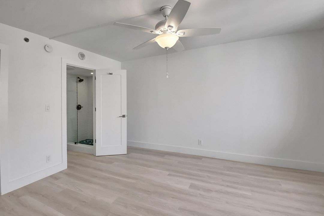 For Sale: $749,900 (2 beds, 2 baths, 1050 Square Feet)