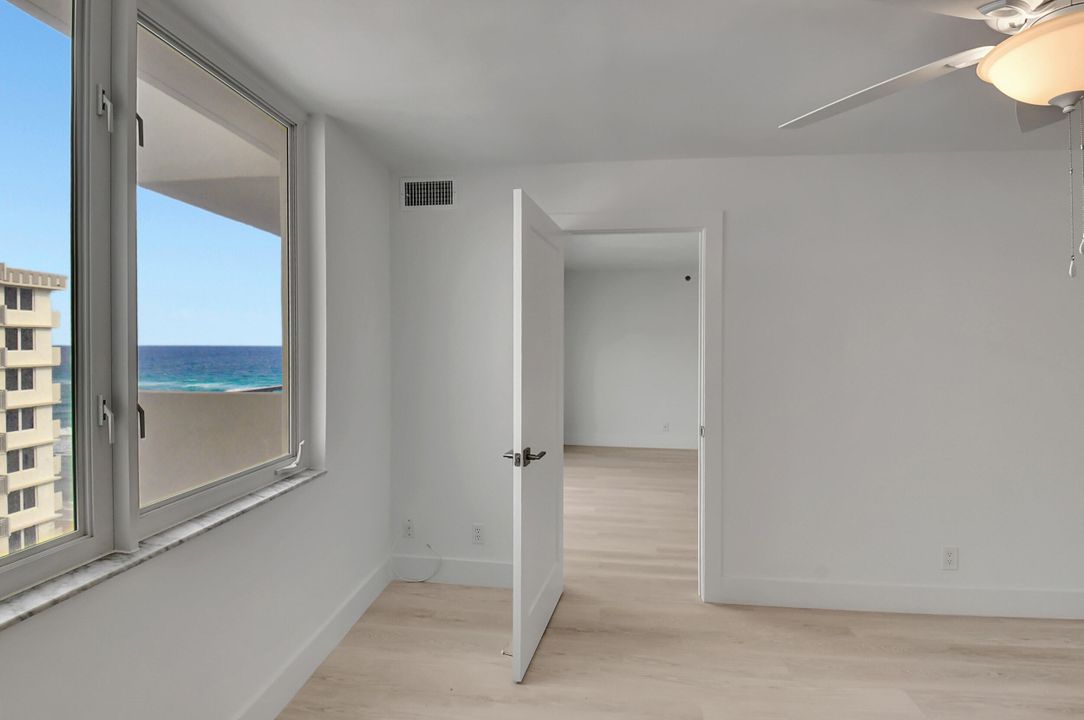 For Sale: $749,900 (2 beds, 2 baths, 1050 Square Feet)