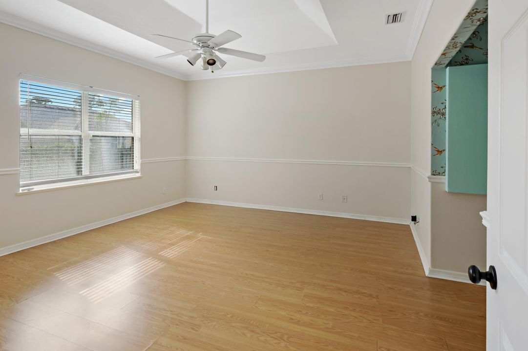 For Sale: $400,000 (3 beds, 2 baths, 2069 Square Feet)