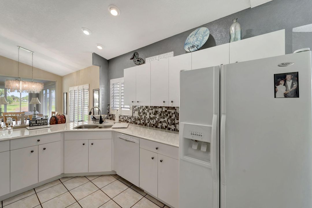 For Sale: $499,900 (3 beds, 2 baths, 1958 Square Feet)