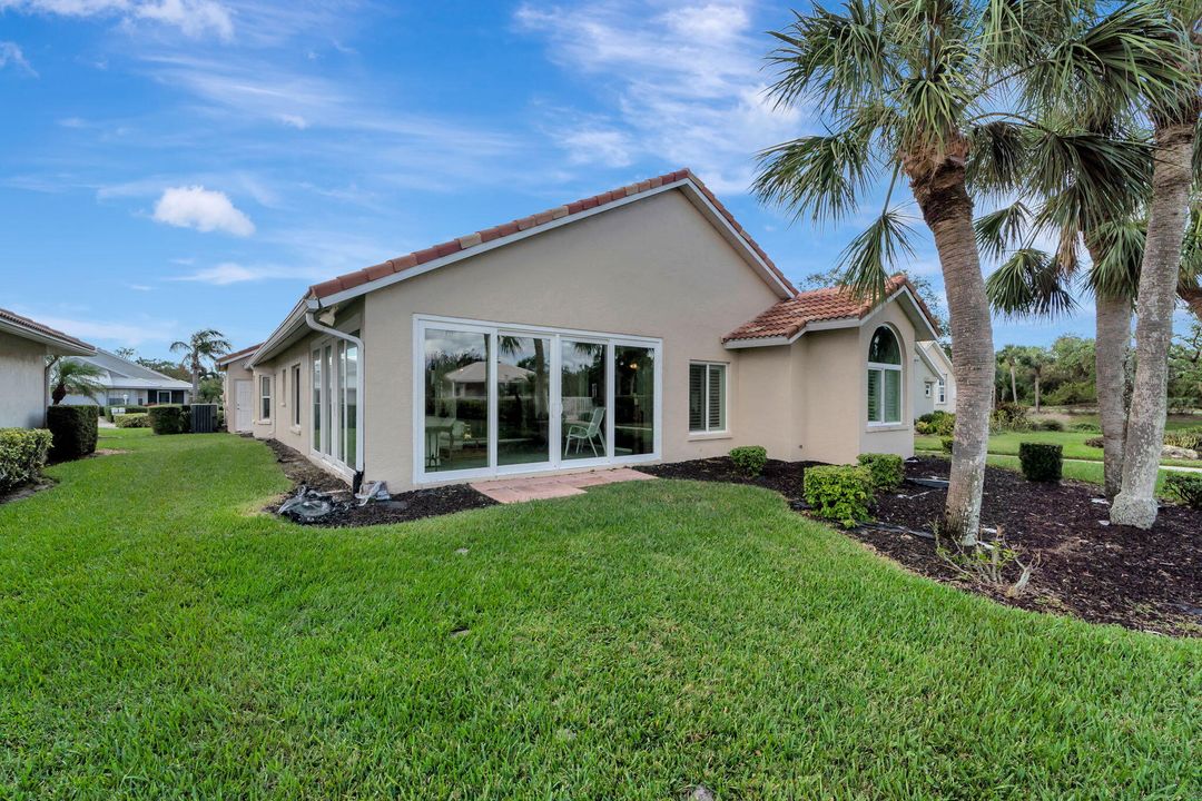 For Sale: $499,900 (3 beds, 2 baths, 1958 Square Feet)