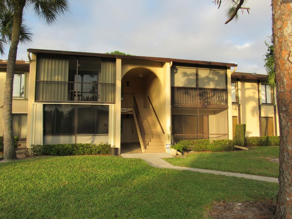 For Sale: $210,000 (3 beds, 2 baths, 1468 Square Feet)