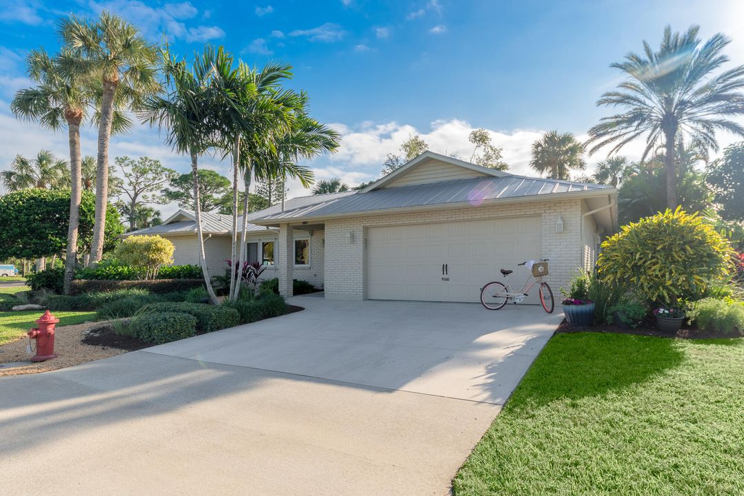 For Sale: $750,000 (3 beds, 2 baths, 1867 Square Feet)