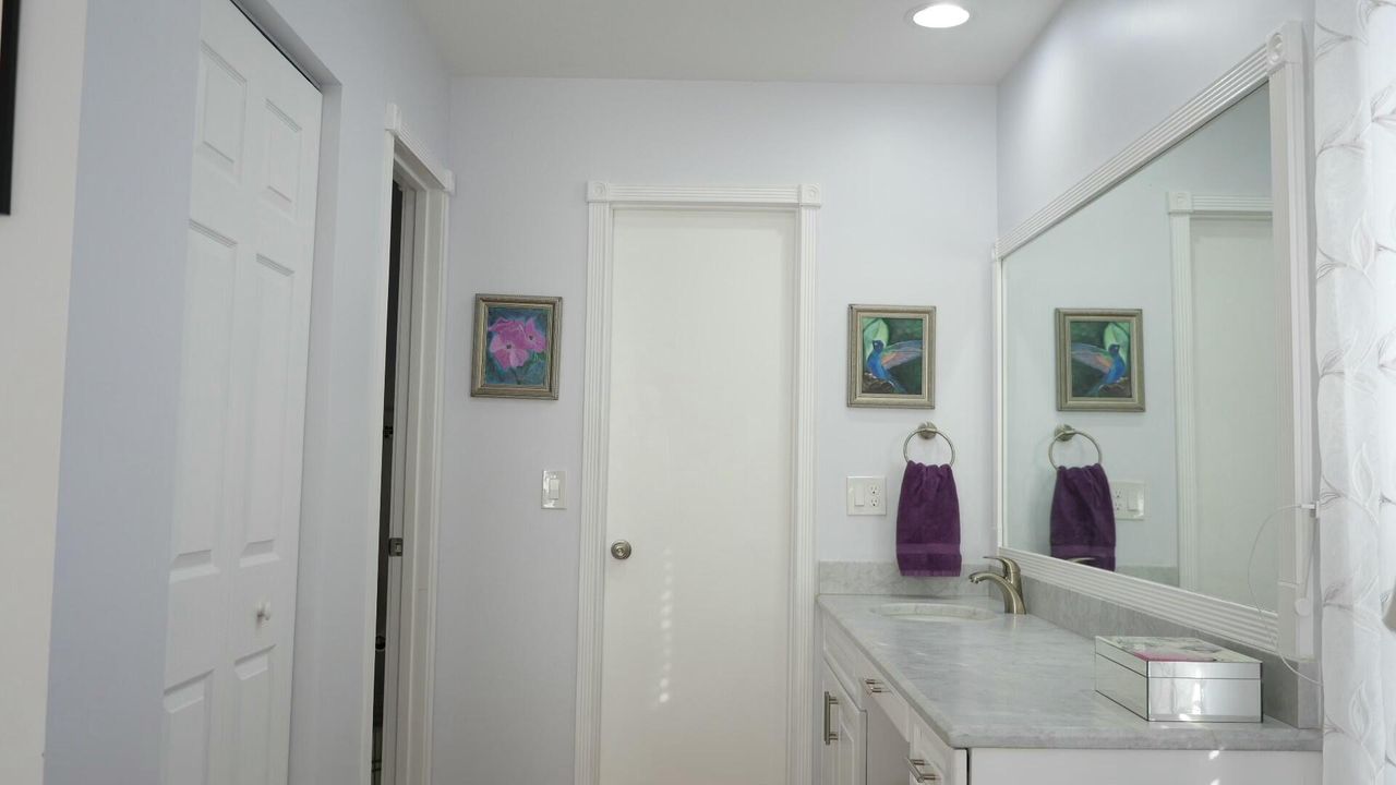 For Sale: $189,000 (2 beds, 2 baths, 1167 Square Feet)