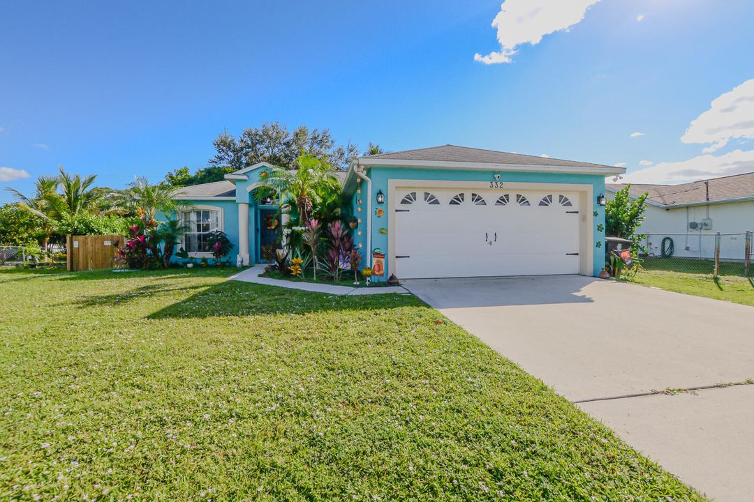 For Sale: $375,000 (3 beds, 2 baths, 1414 Square Feet)