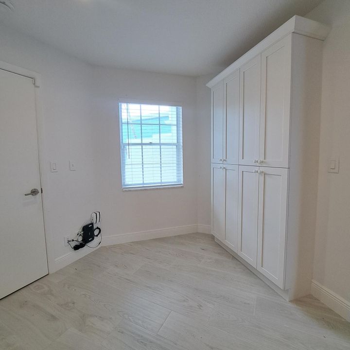 For Rent: $8,500 (2 beds, 2 baths, 1431 Square Feet)