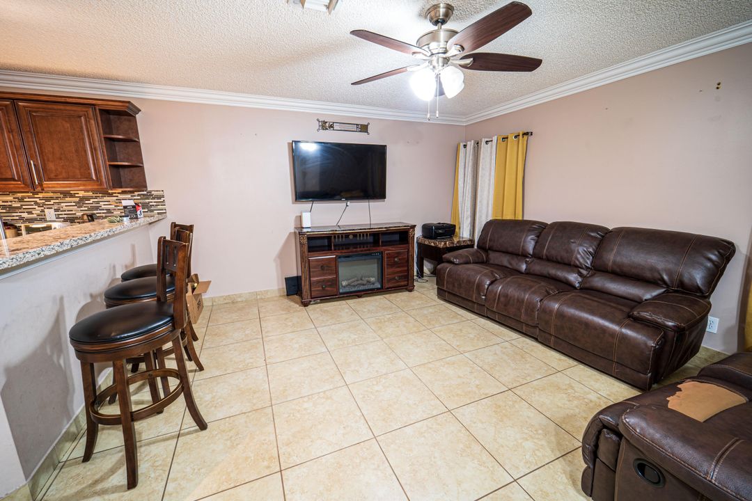 For Sale: $545,000 (4 beds, 2 baths, 2296 Square Feet)