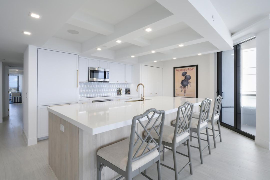 For Sale: $4,250,000 (2 beds, 2 baths, 2091 Square Feet)