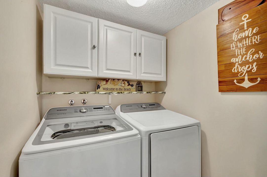 For Sale: $499,000 (2 beds, 2 baths, 1432 Square Feet)