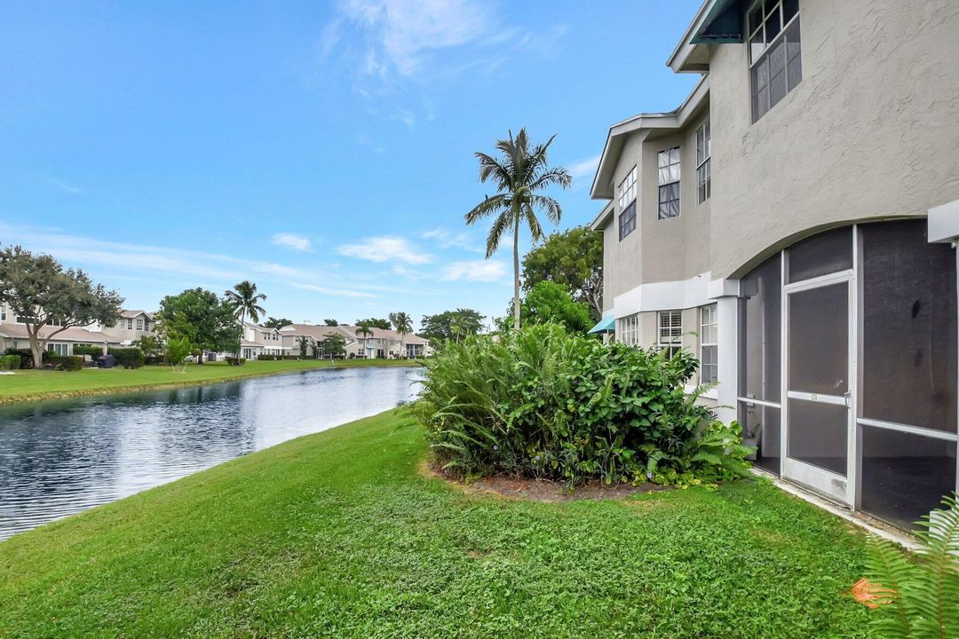 For Sale: $515,000 (3 beds, 2 baths, 2268 Square Feet)