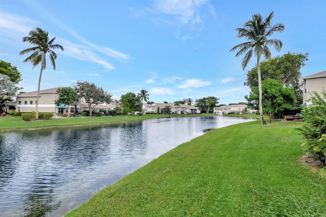 For Sale: $515,000 (3 beds, 2 baths, 2268 Square Feet)