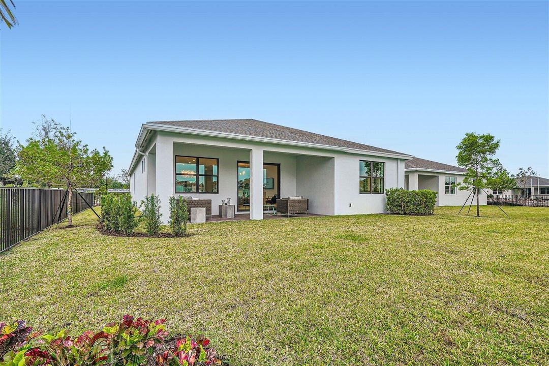 For Sale: $599,000 (4 beds, 2 baths, 2033 Square Feet)