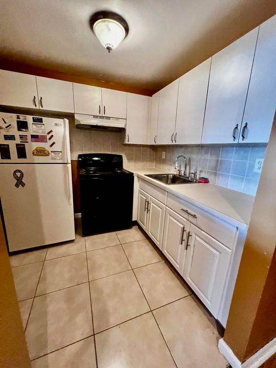 For Rent: $1,325 (1 beds, 1 baths, 532 Square Feet)