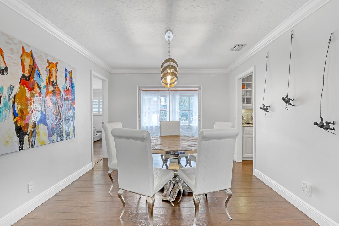 For Sale: $895,000 (4 beds, 2 baths, 2207 Square Feet)