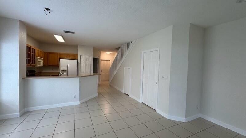 For Sale: $445,900 (3 beds, 2 baths, 1410 Square Feet)