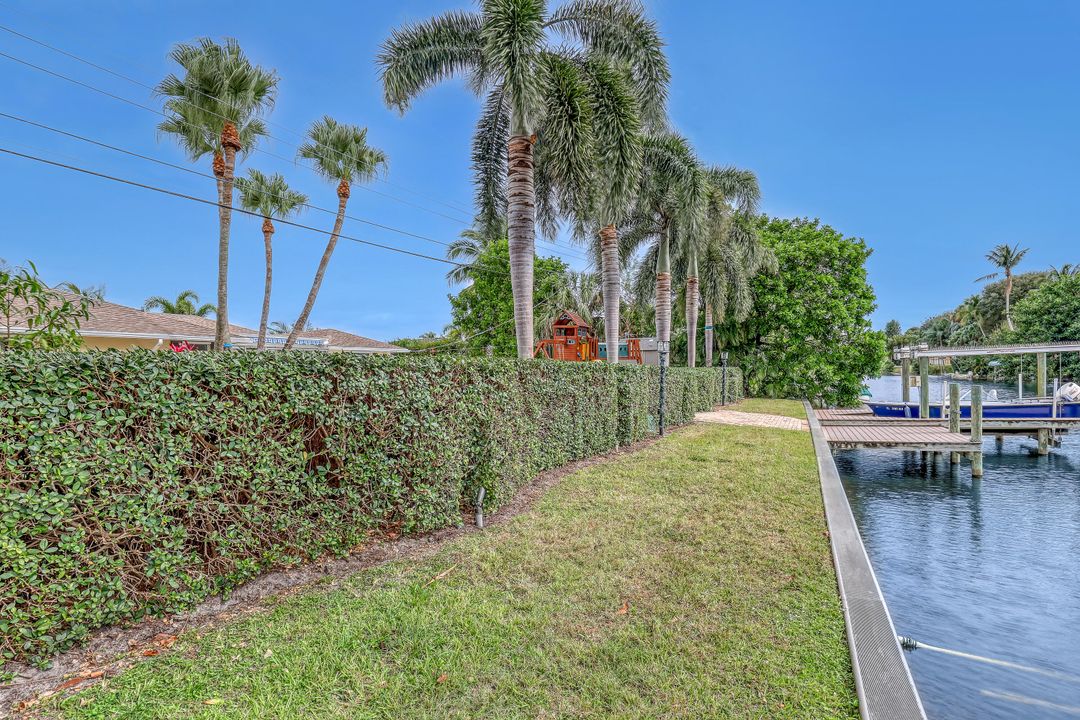 For Sale: $895,000 (4 beds, 2 baths, 2207 Square Feet)