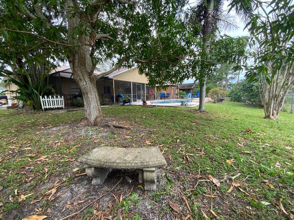 For Sale: $410,000 (3 beds, 2 baths, 1451 Square Feet)