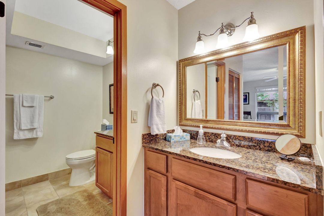 For Sale: $459,000 (2 beds, 2 baths, 1366 Square Feet)