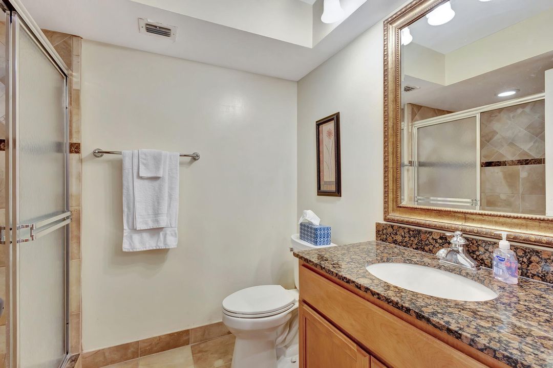 For Sale: $459,000 (2 beds, 2 baths, 1366 Square Feet)