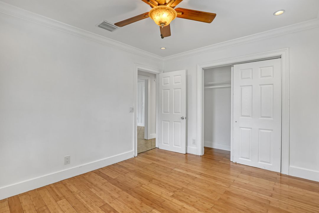 For Sale: $349,000 (2 beds, 1 baths, 778 Square Feet)