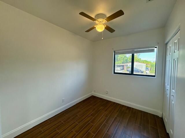 For Sale: $345,000 (3 beds, 1 baths, 864 Square Feet)