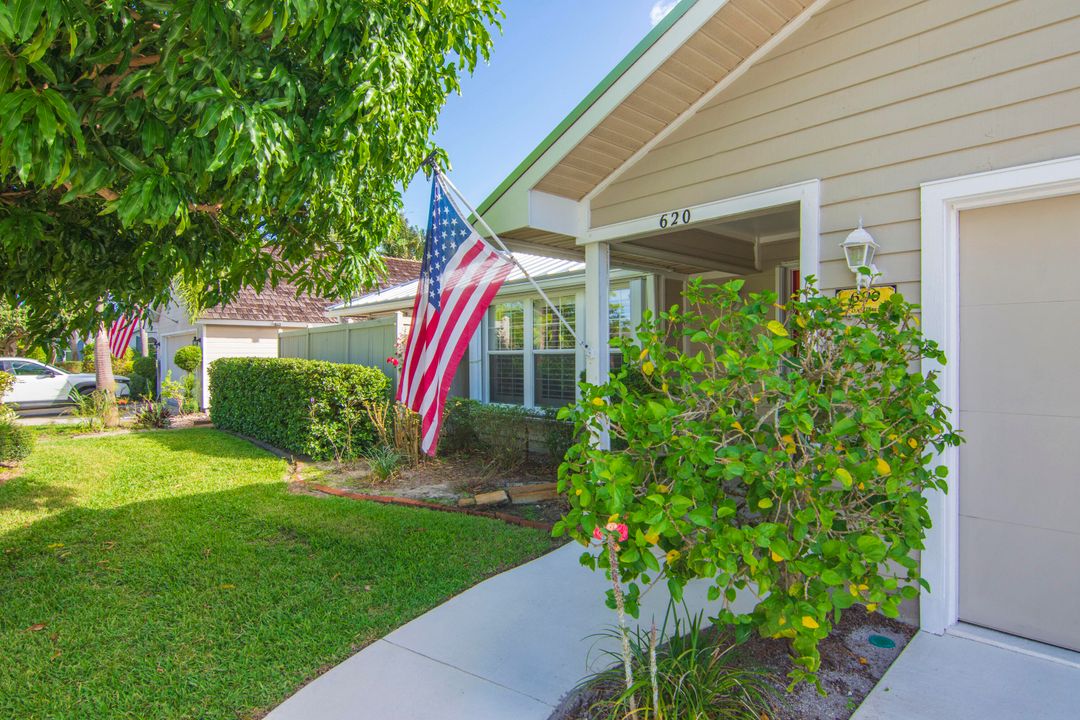 For Sale: $435,000 (3 beds, 2 baths, 1828 Square Feet)