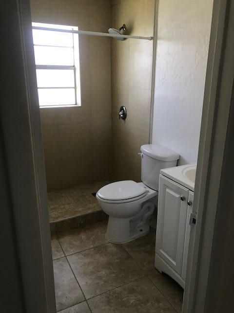 For Sale: $183,500 (2 beds, 2 baths, 1036 Square Feet)