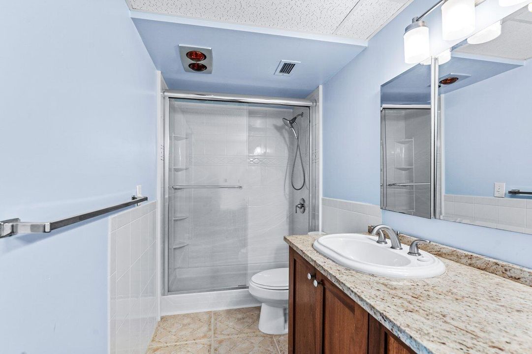 For Sale: $449,000 (2 beds, 2 baths, 1316 Square Feet)