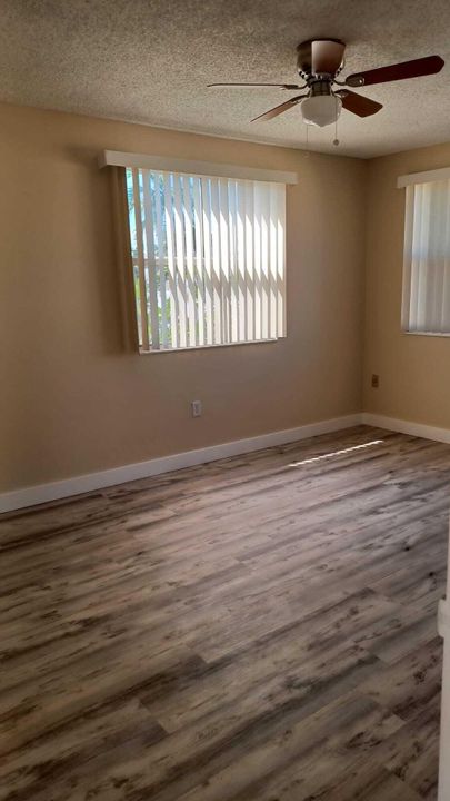 For Rent: $3,250 (3 beds, 2 baths, 1344 Square Feet)