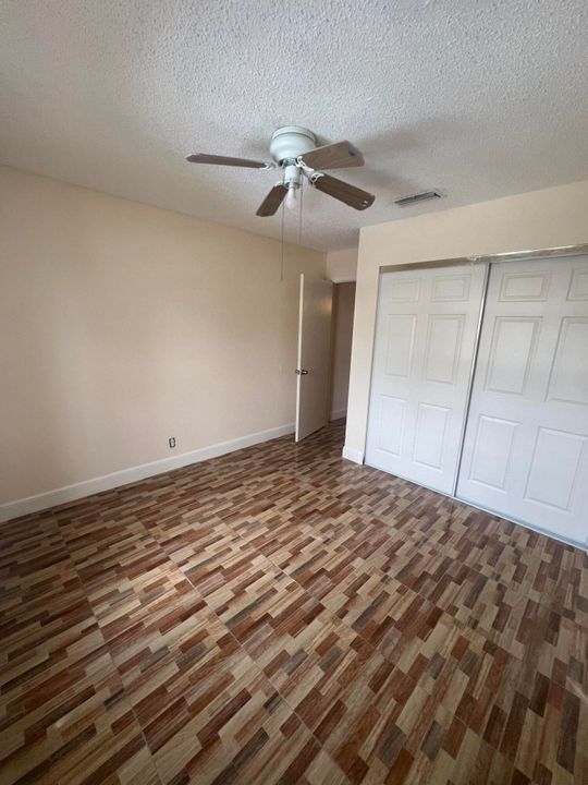 For Rent: $2,800 (3 beds, 2 baths, 1155 Square Feet)