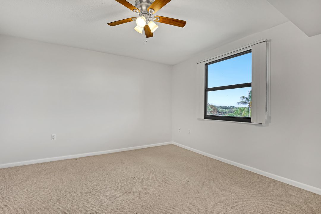 For Sale: $249,000 (2 beds, 2 baths, 1437 Square Feet)