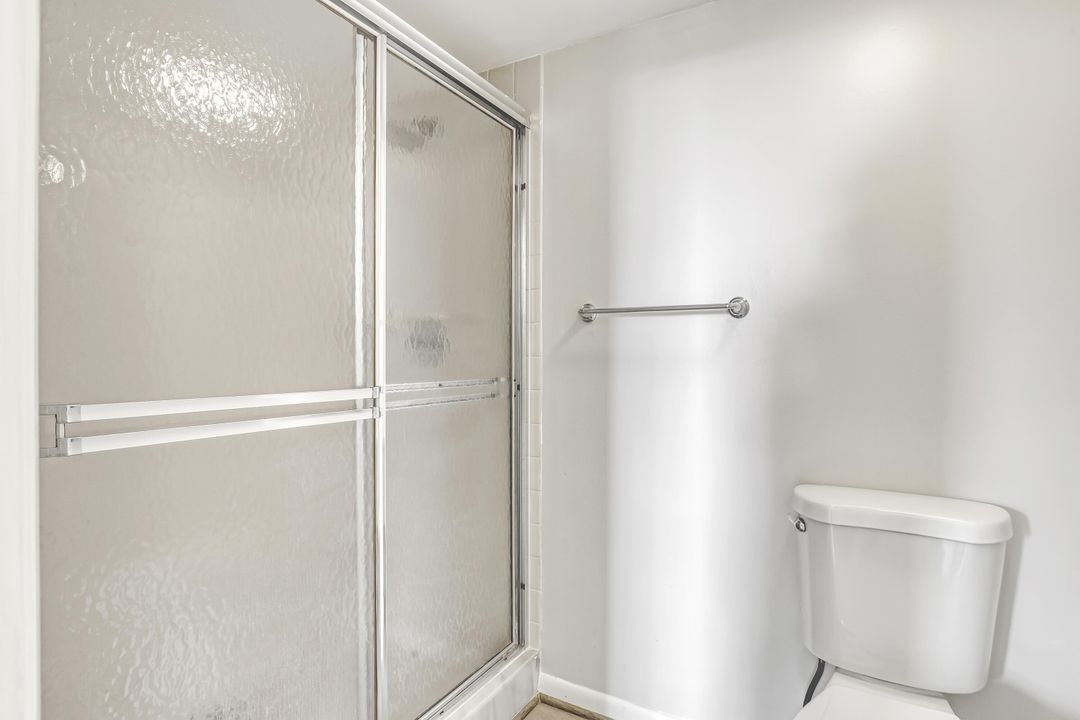 For Sale: $249,000 (2 beds, 2 baths, 1437 Square Feet)