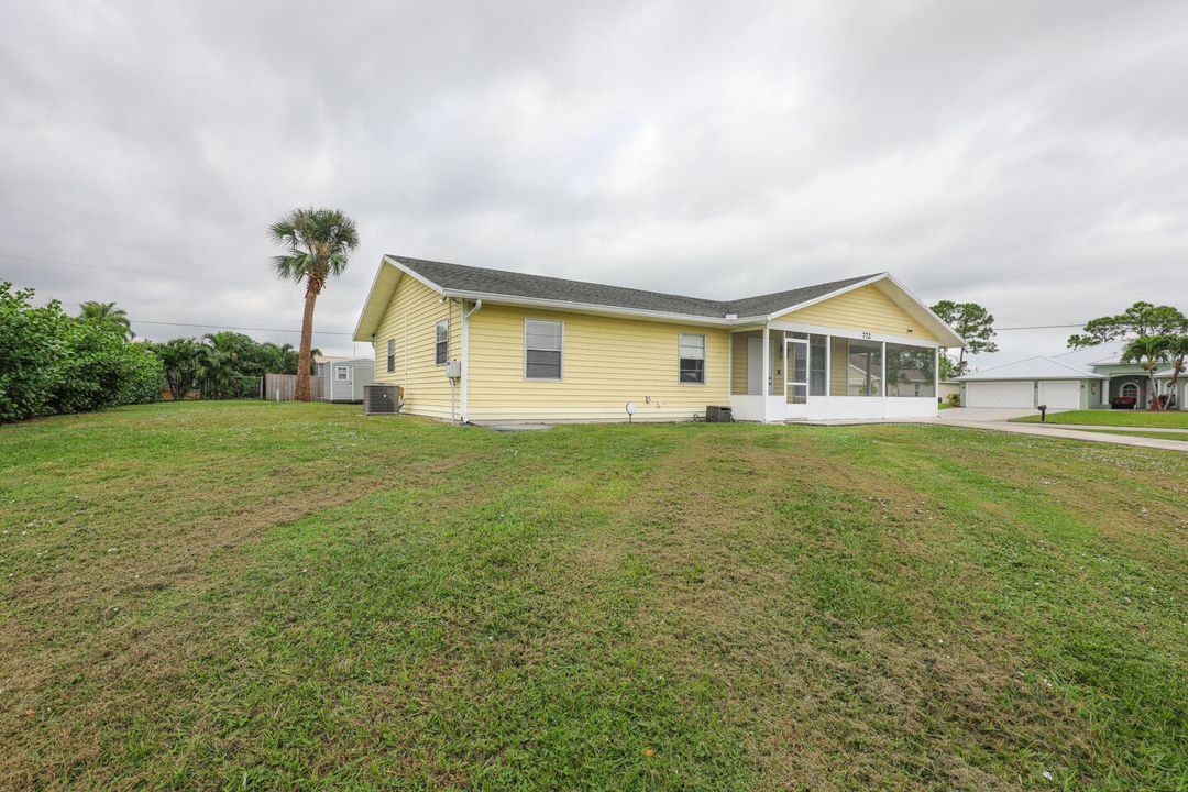 For Sale: $340,000 (3 beds, 2 baths, 1148 Square Feet)